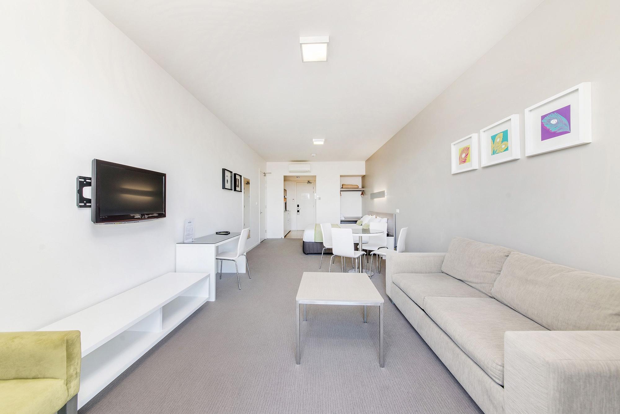 Апарт отель Abode Gungahlin Канберра Экстерьер фото
