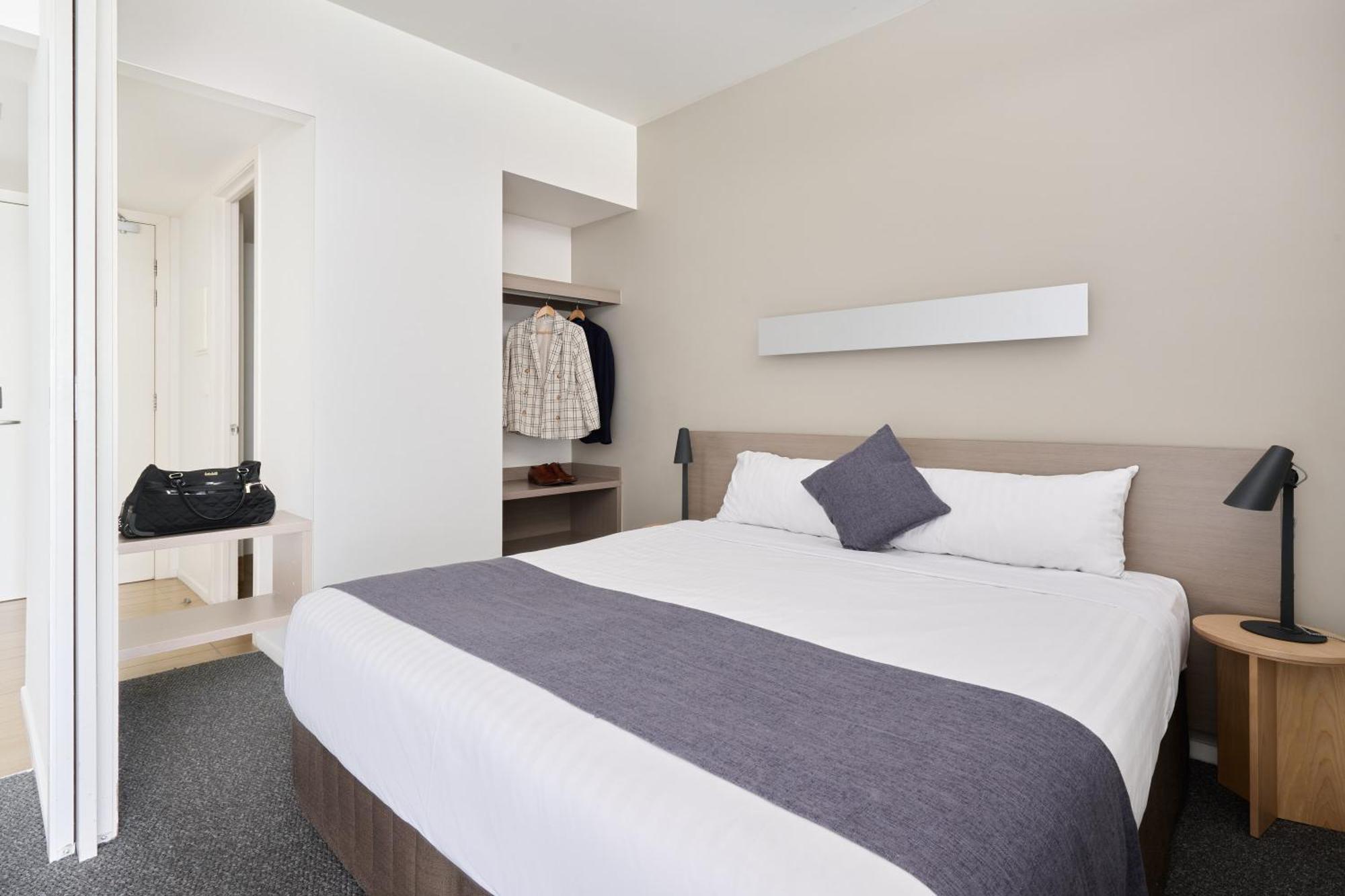 Апарт отель Abode Gungahlin Канберра Экстерьер фото