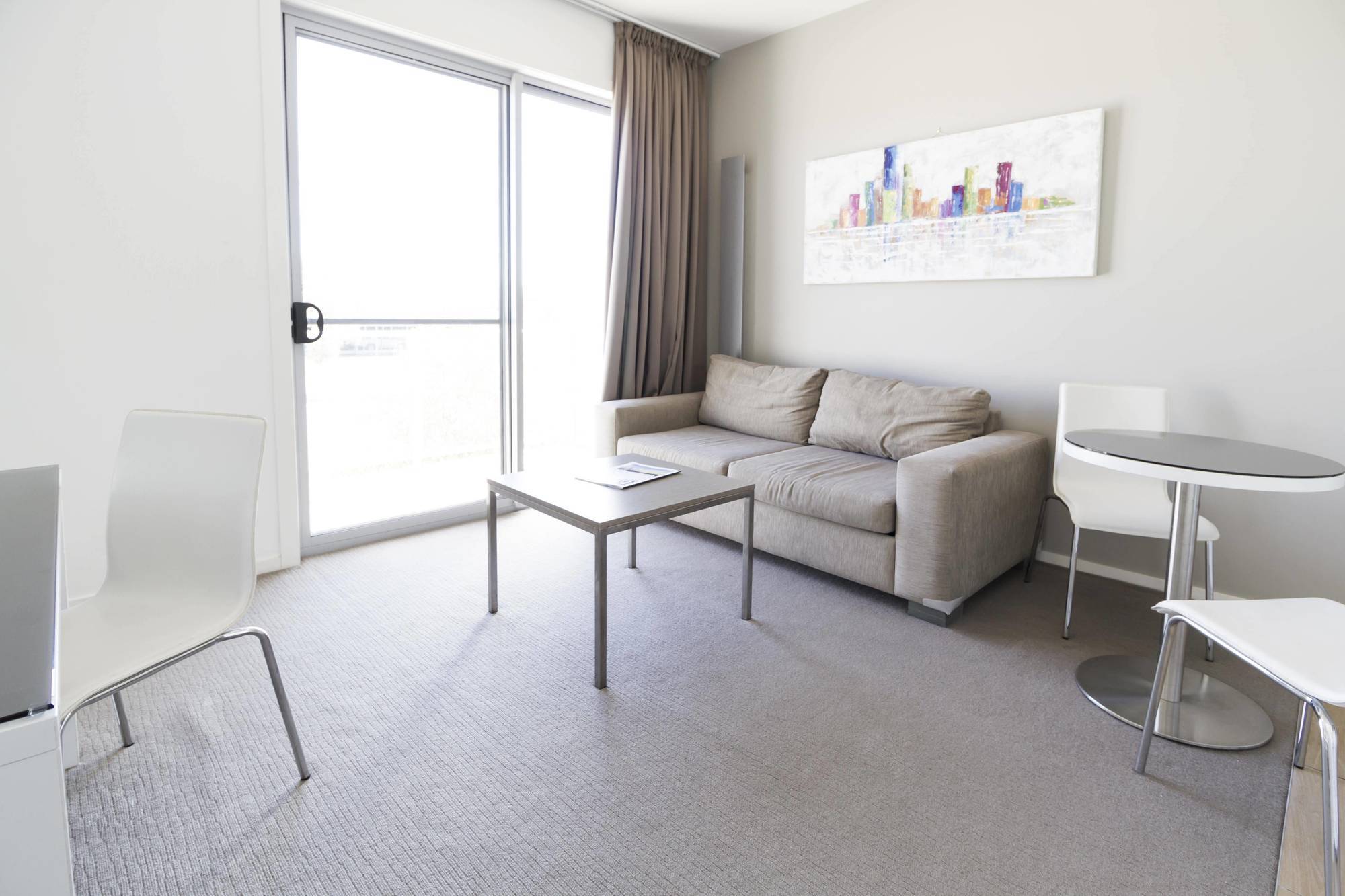 Апарт отель Abode Gungahlin Канберра Экстерьер фото